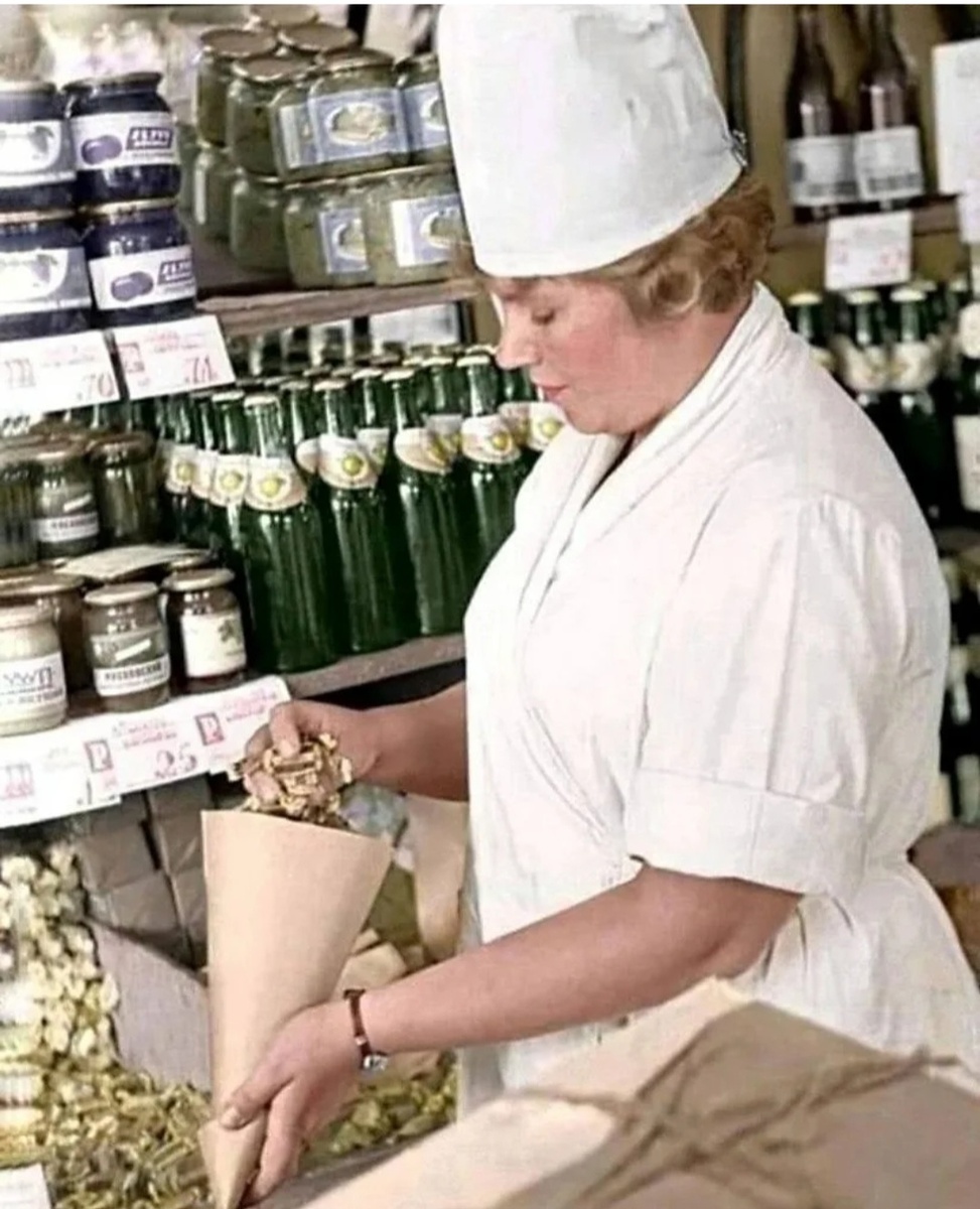 Крафтавая бумага в СССР, фото с сайта m.fotostrana.ru