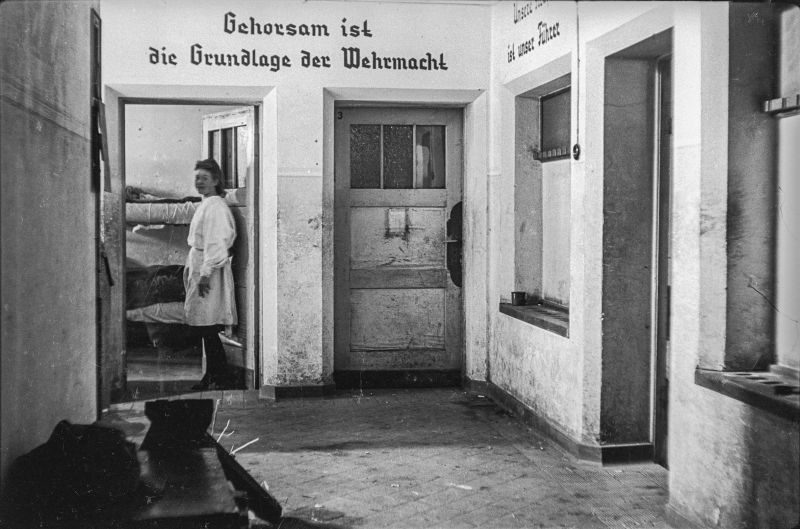 «Палач в белом халате»: после войны советские спецы поймали нацистскую медсестру Гунь. Ее сгубил самогон и разговоры