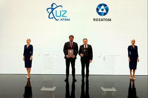 Азим Ахмедхаджаев и Алексей Лихачев. Фото с сайта газеты «Страна Росатом»