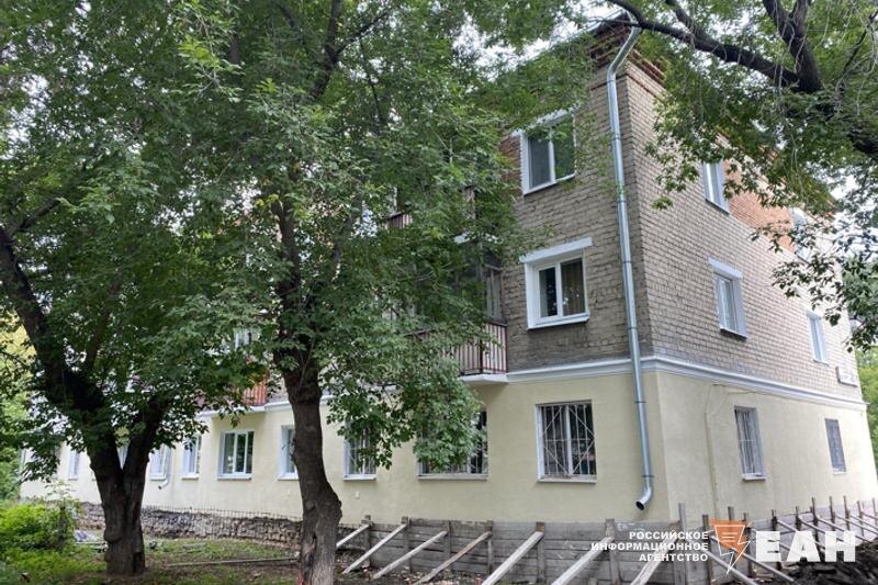    Дом по улице Щорса, 23а во время ремонта