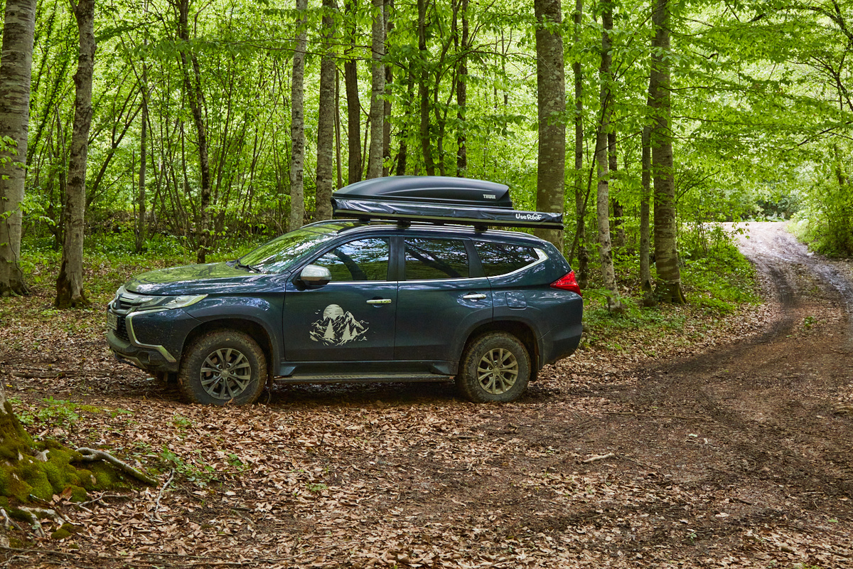 Подъезд отличный.