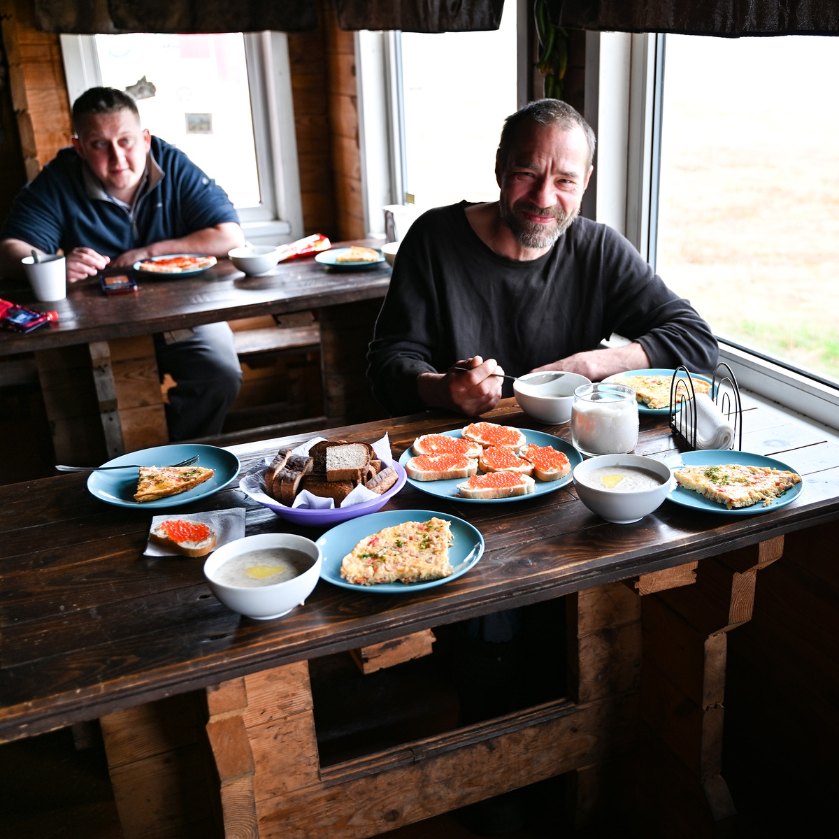 Иногда бывают и такие обеды)