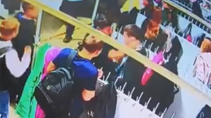    Кадры нападения братьев. Скрин видео с тг-канала "Многонационал"