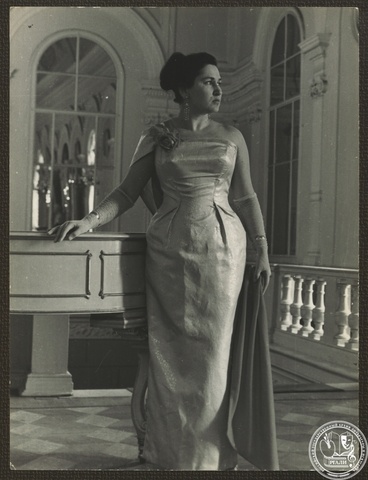 Фотография И.К. Архиповой. 1950-е гг. РГАЛИ. Ф. 3584. Оп. 1.