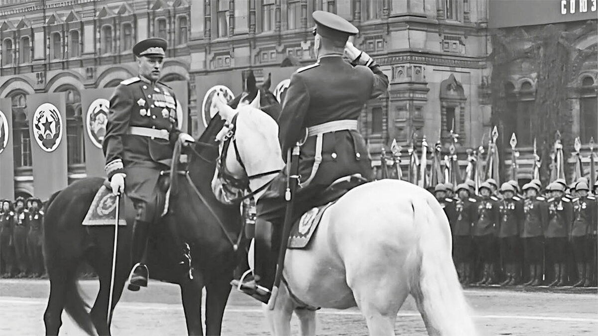 Фото: Евгений ХАЛДЕЙ (из открытых источников)