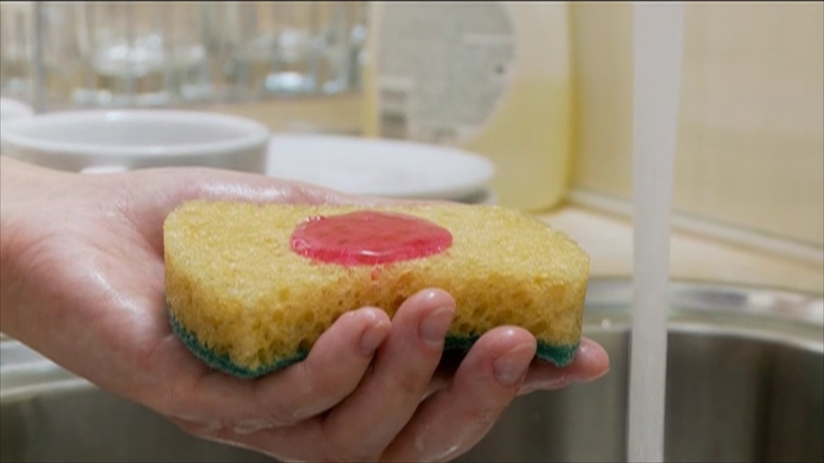 Кадр из программы "Вечерний хэштег"