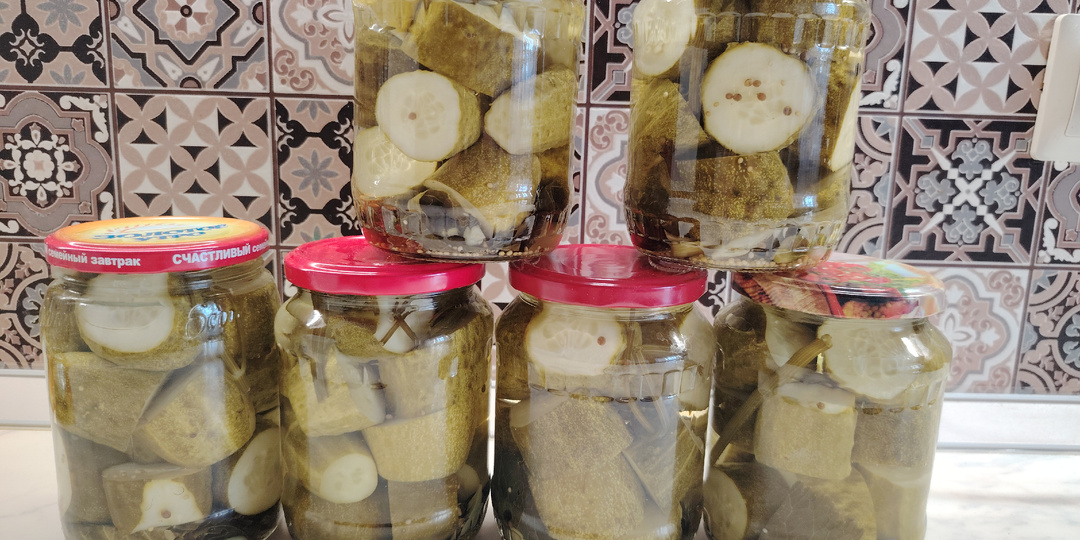 Что делать с переросшими и кривыми огурцами?