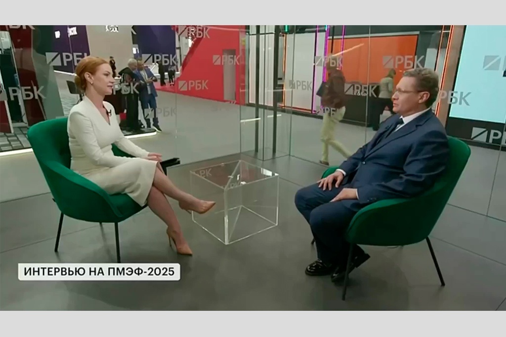    Губернатор Вологодской области дал интервью РБК на Петербургском международном экономическом форуме.