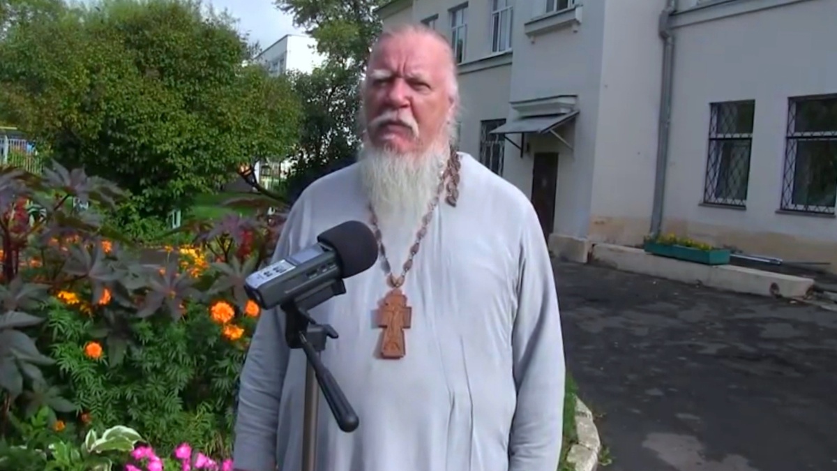 Димитрий Смирнов: «Бог никого не наказывает и никого не мучает. Человек всё выбирает сам».