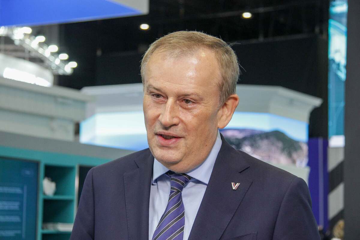 Александр Дрозденко считает туризм одной из главной отраслей в регионе.  Фото: Дмитрий Шевалдин