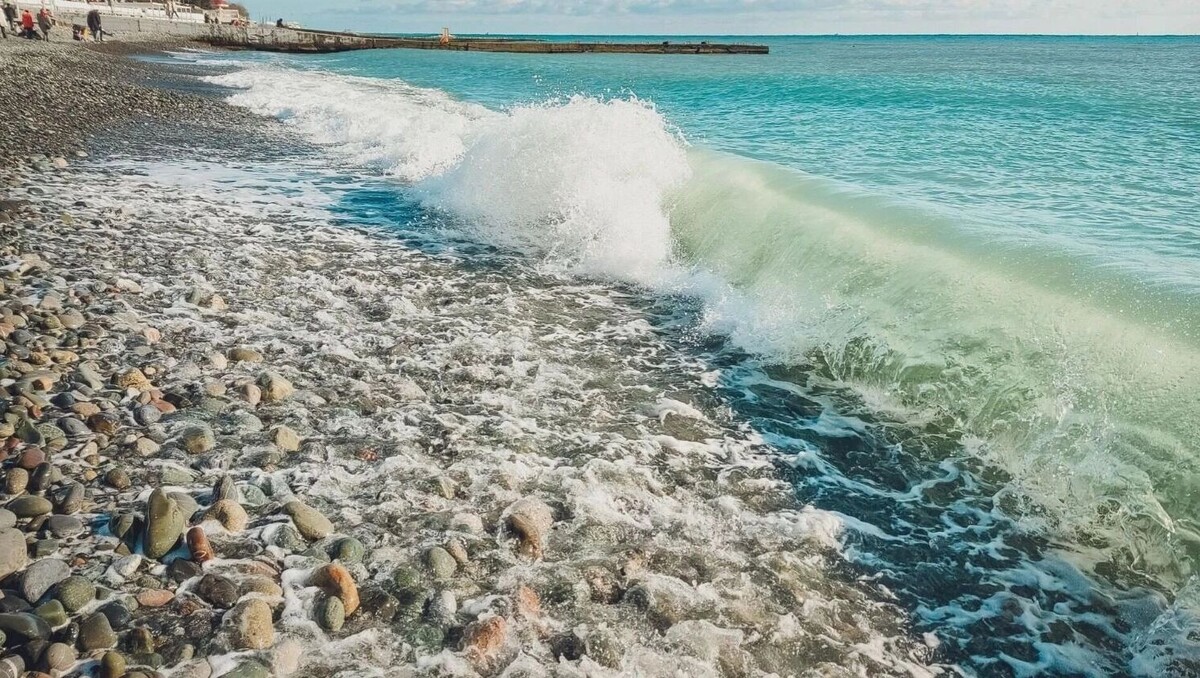 В Крыму и на черноморском побережье и вода, и воздух ниже климатической нормы. Фото: 1MI