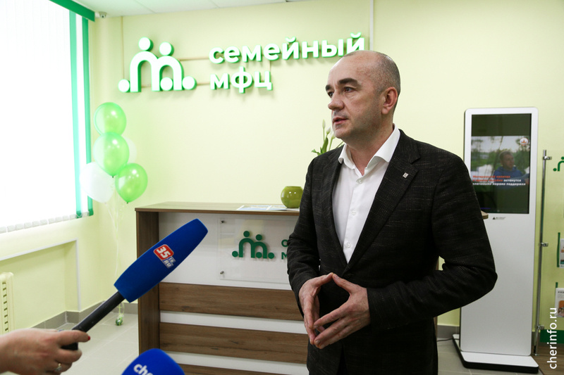    Он заработал Краснодонцев, 21, в одном здании с социальным центром "Росток".