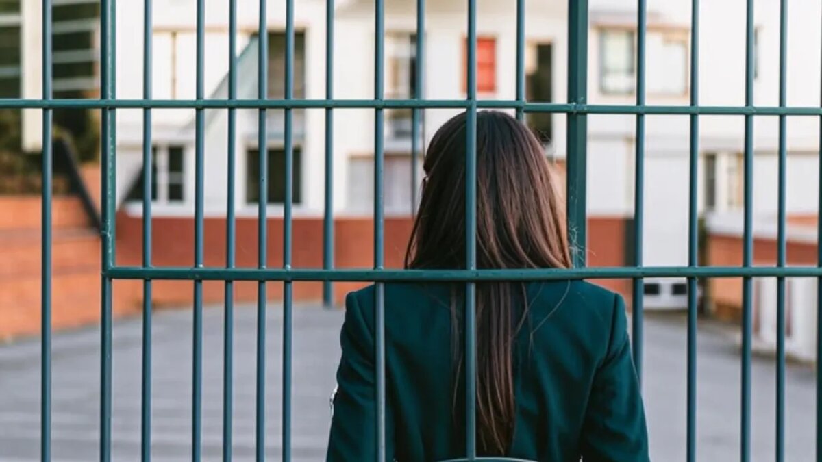    Сгенерировано ИИ