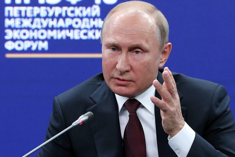    Путин считает, что ОПК должно сопрягаться с гражданским сектором GLOBAL LOOK PRESS