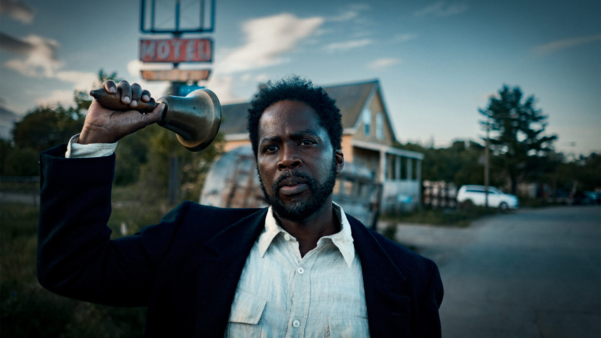 Кадр из Сериала "Извне"