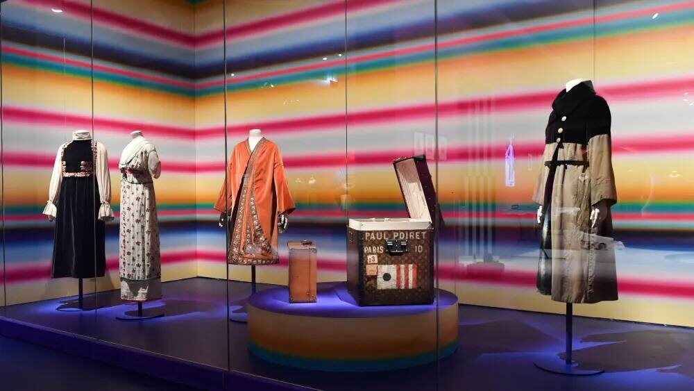    В Музее декоративного искусства Парижа откроется экспозиция «Мода — это праздник» (фото 1)