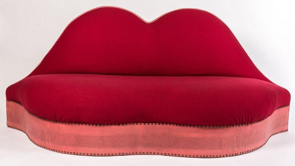 Диван Mae West Lips