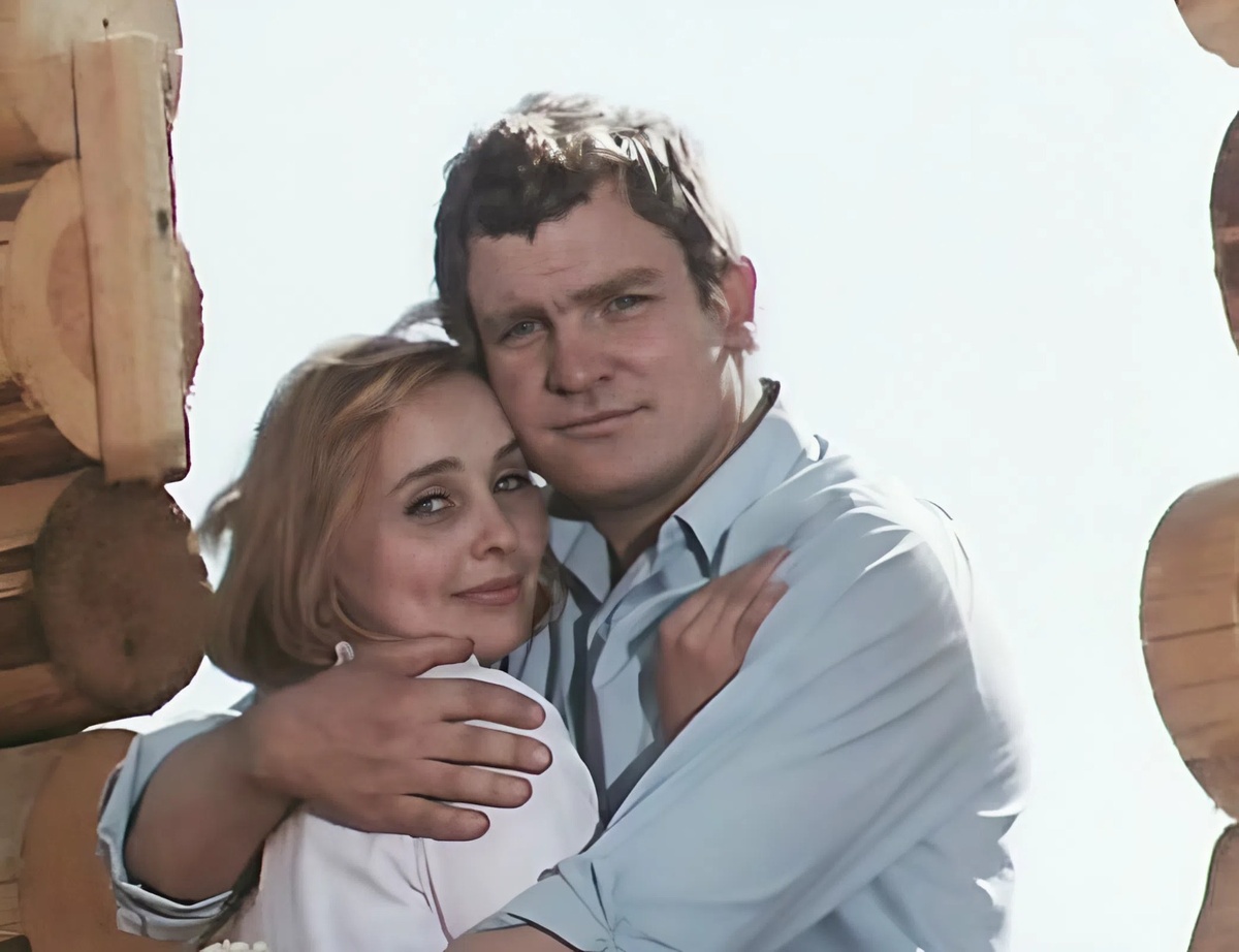 Мария Стерникова в фильме "Спеши строить дом"