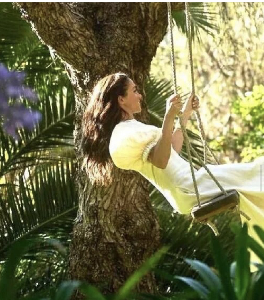 А это издалека