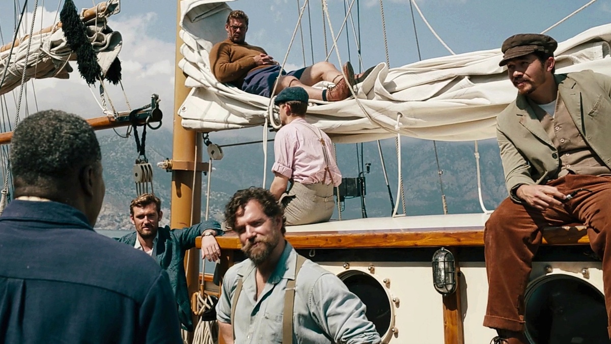 Кадр из фильма «Министерство неджентльменских дел». Этот и другой сделаны мной специально для статьи.