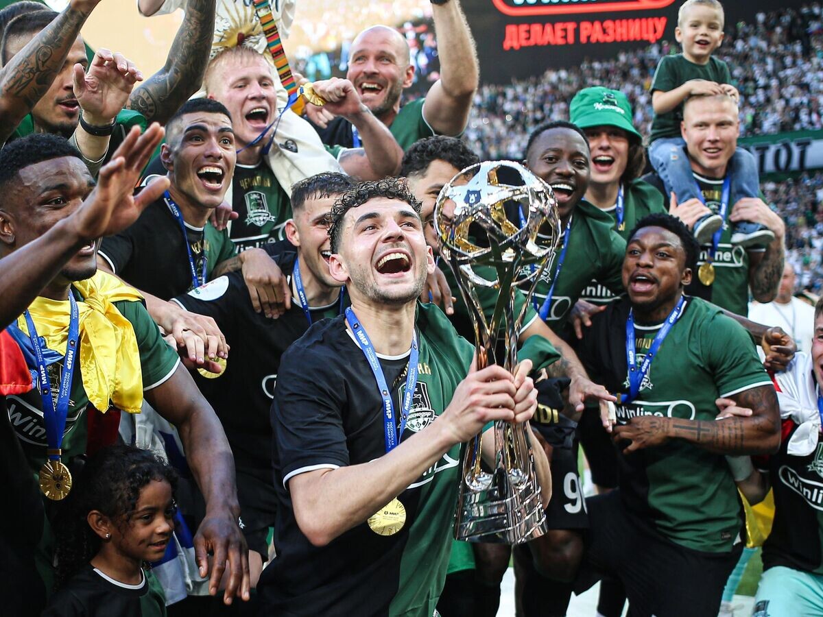    "Краснодар" с трофеем РПЛ© РИА Новости / Виталий Тимкив