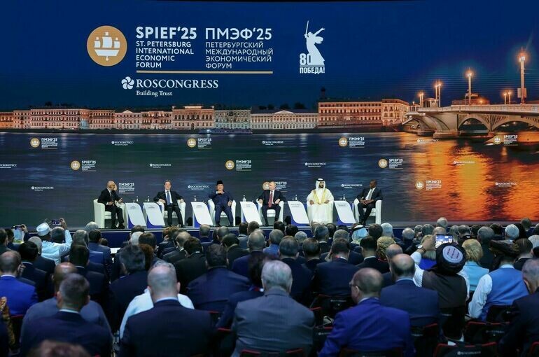   kremlin.ru / Вячеслав Викторов, фотохост-агентство ПМЭФ-2025