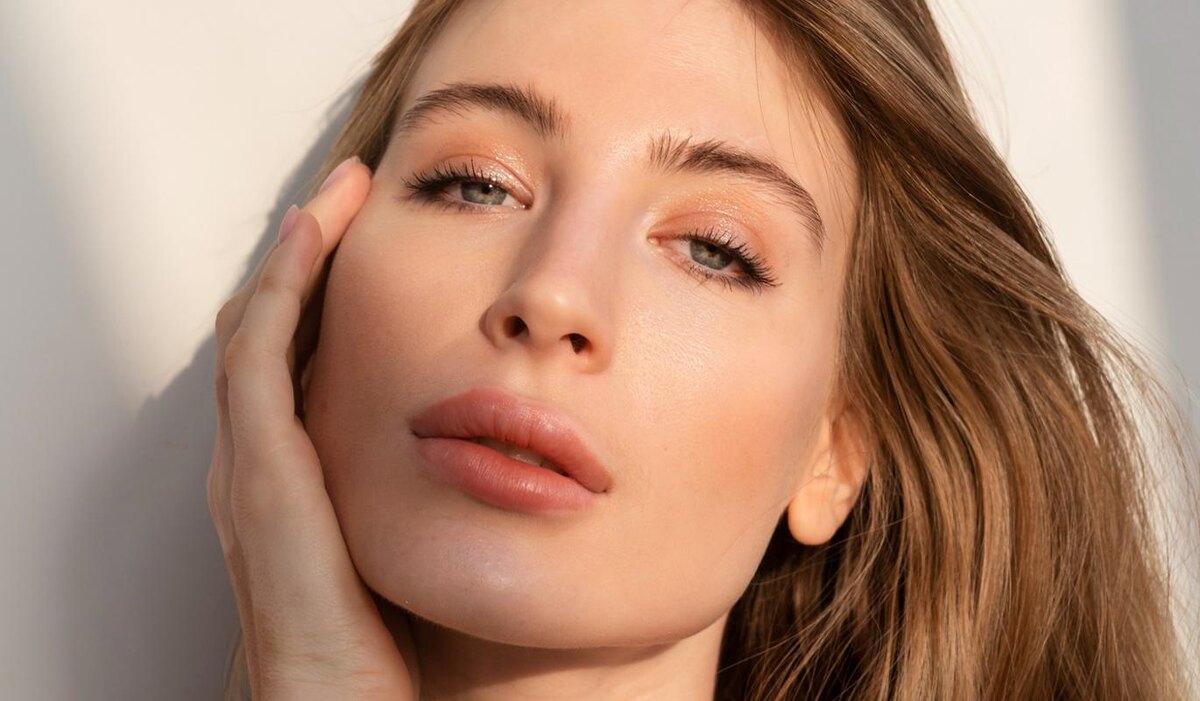     Бережем микробиом: советы врача-дерматолога для здоровья кожи