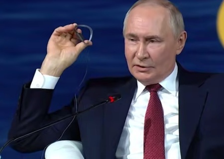    Путин отверг стремление к капитуляции Украины, но допустил взятие Сум