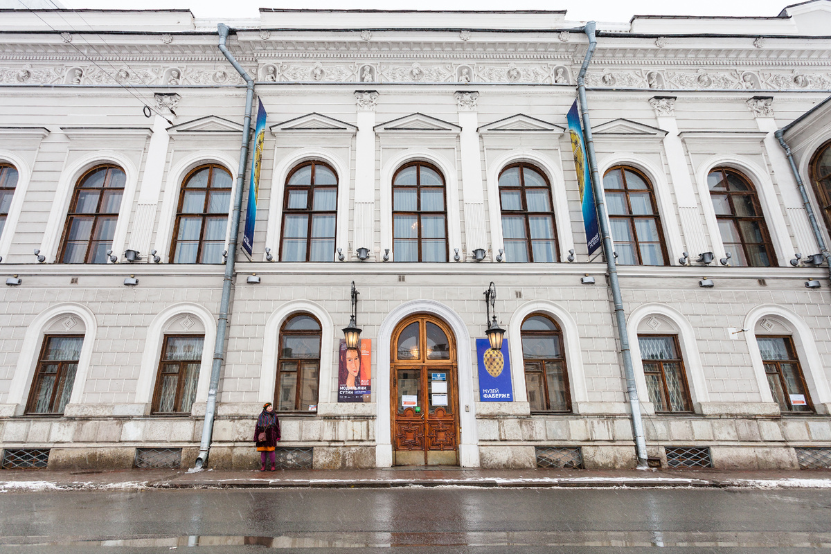 Посещение музея — это прогулка по залам старинного дворца на набережной Фонтанки
Источник  фото: www.shutterstock.com