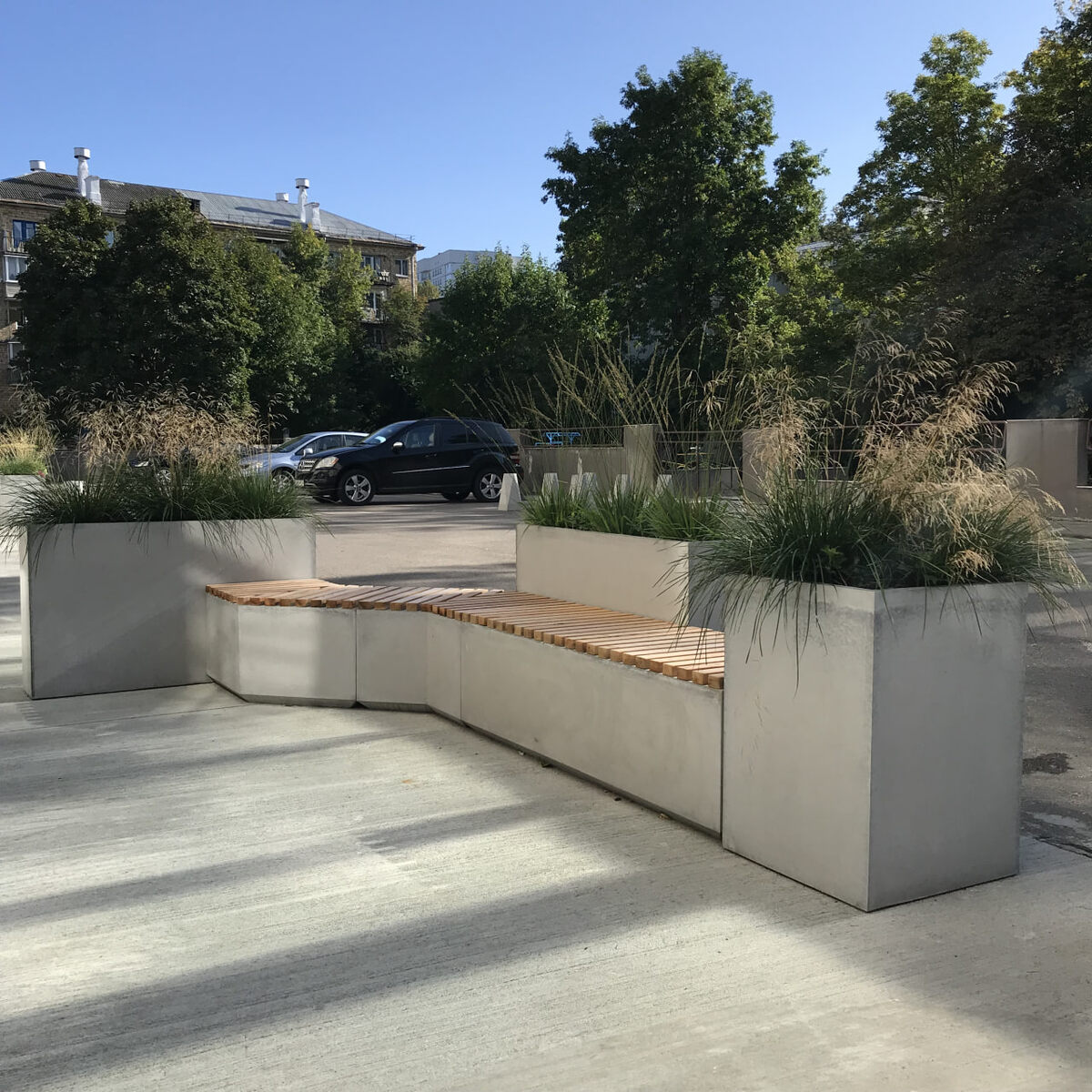 Прямоугольный вазон-лавка