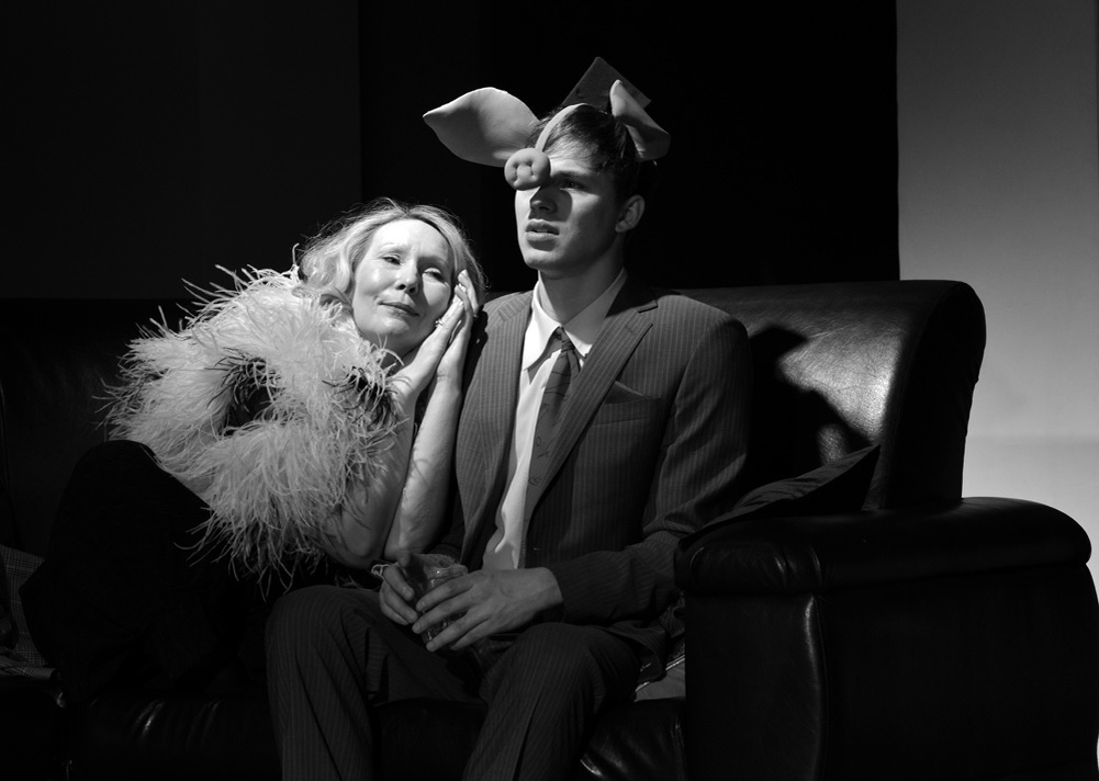 Марта (О. Демидова), Ник ( И. Шляга), фото с официального сайта МТЮЗ