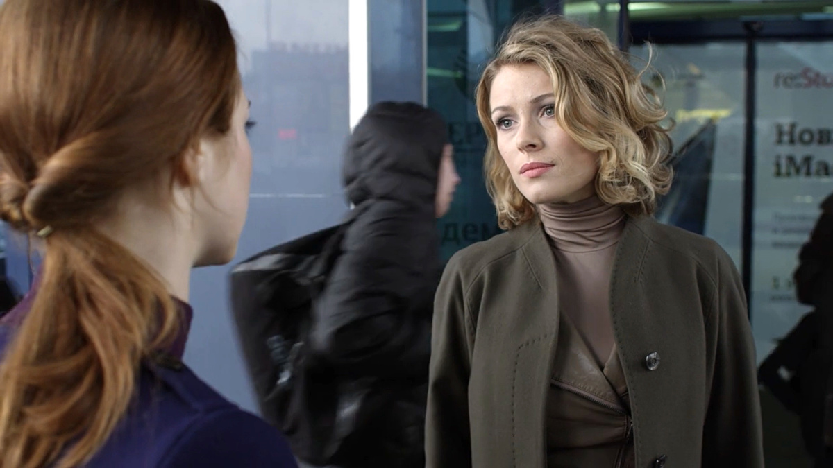 Кадр из сериала "Не женское дело", 2013 г., режиссер Александр Калугин, сценаристы Александр Калугин, Марина Покровская, Валерия Костина, композиторы Максим Кошеваров, Александр Маев (скриншот) 