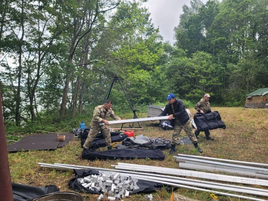 Самолёт времён Великой Отечественной войны поднимают из озера в Псковской области
Фото: комитет по молодёжной политике Псковской области