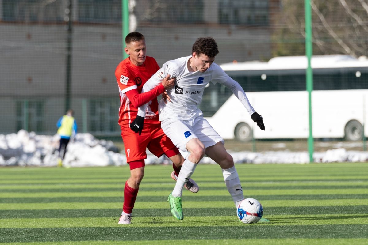    Артём Шмыков выступал за \