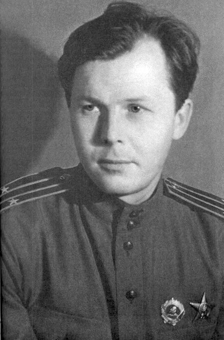    Александр Твардовский в 1943 году Фото: https://ru.wikipedia.org/