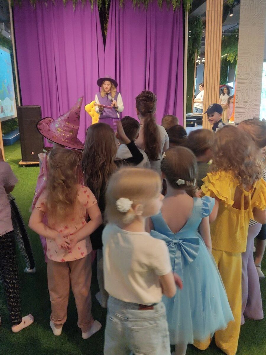    Для самых маленьких работают аниматоры. Фото: АиФ-Северный Кавказ/ Дарья Сушко