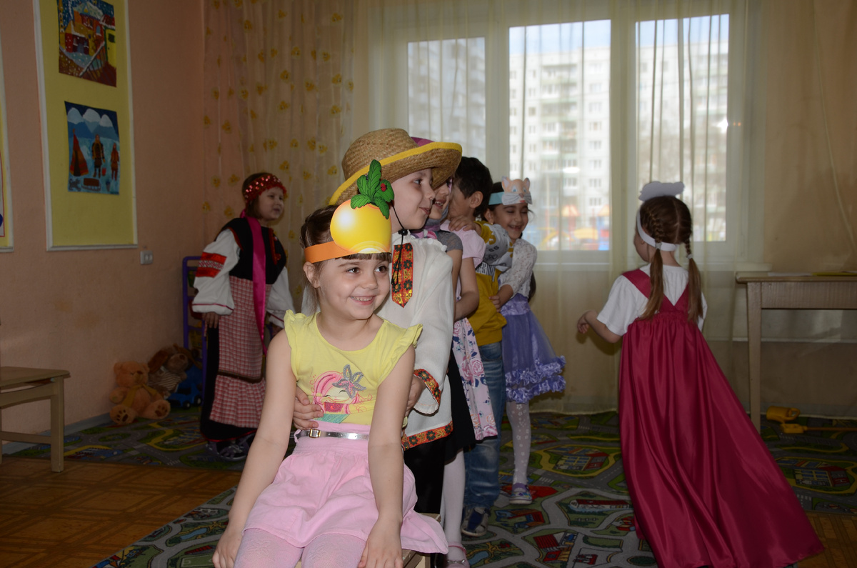 Сказка про репку, кстати. Мои дошколята.