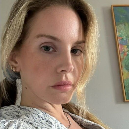     Сегодня 40 лет Лане Дель Рей