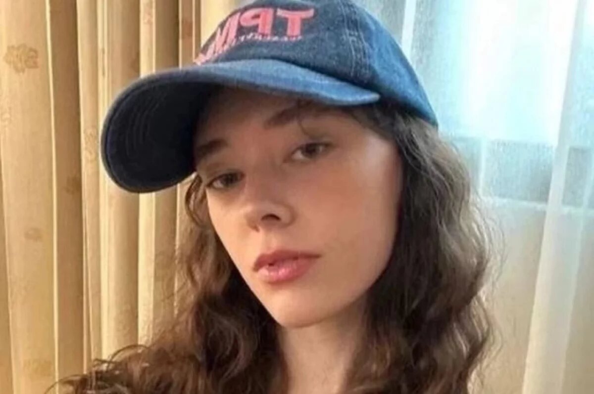    20-летнюю модель Диану Галину, впавшую в кому в Китае, доставили в Барнаул