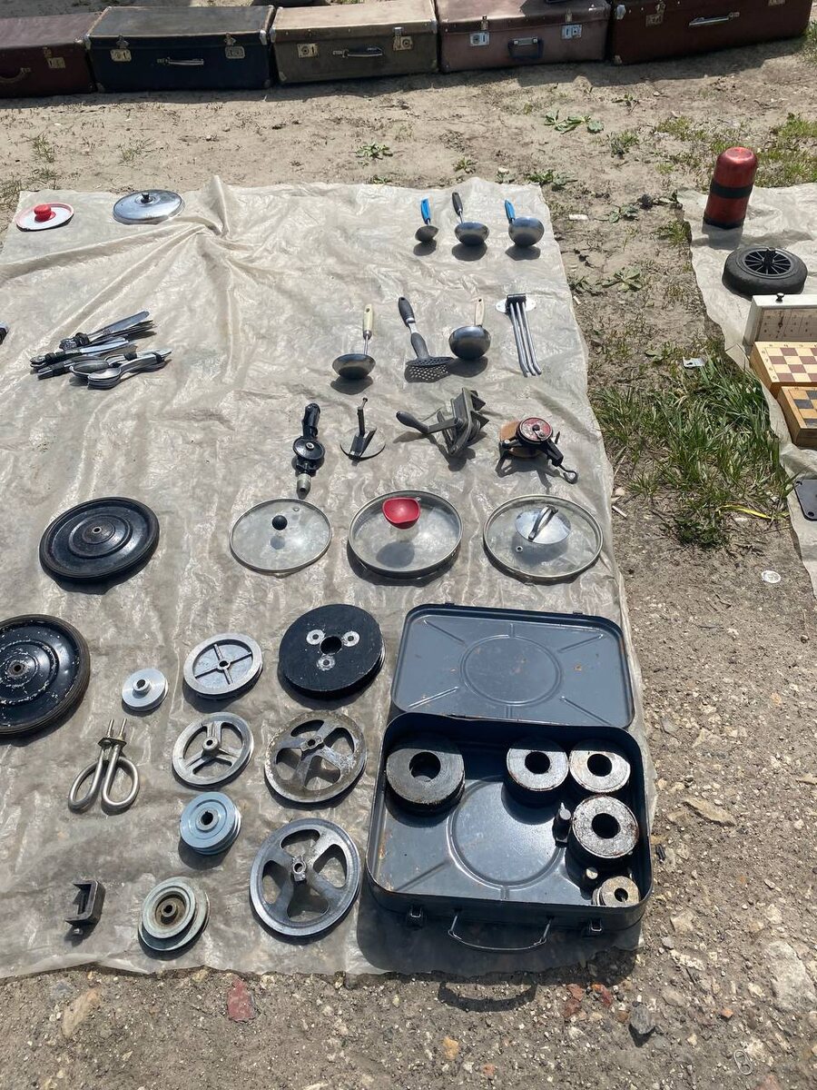 Еще что-то очень нужное и полезное... Кому-то, но не мне. Идем дальше...