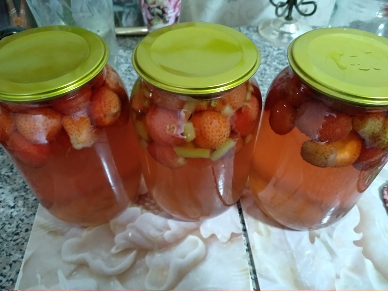 Мой клубниный компот урожая 2025 года