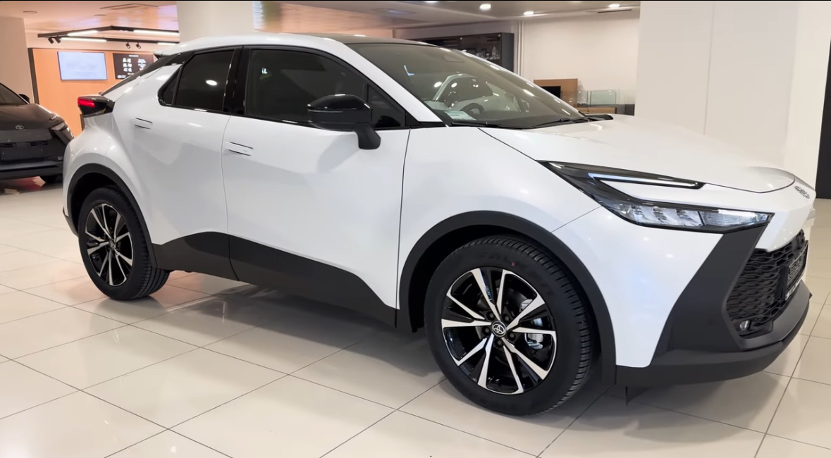 Toyota C-HR 2025