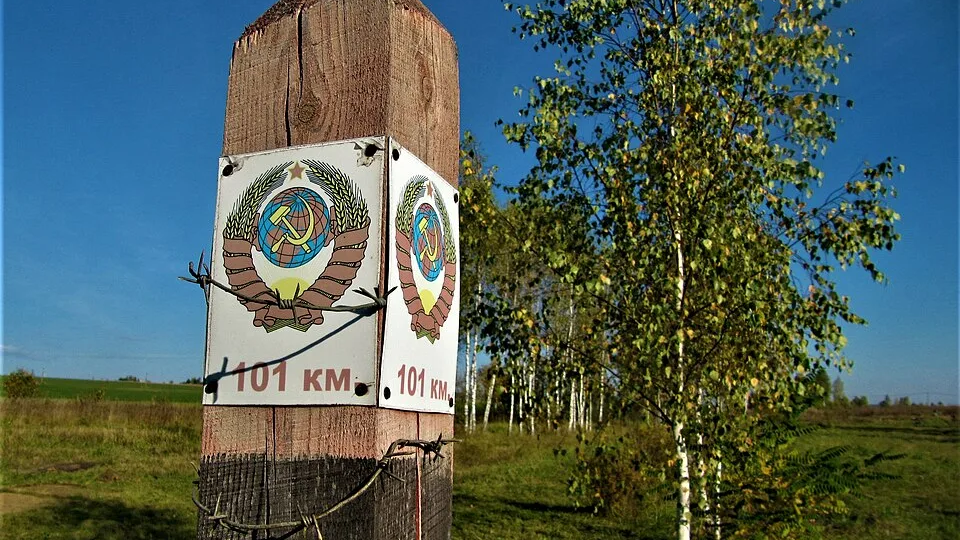 Кого ссылали жить за 101-й километр в Советском Союзе