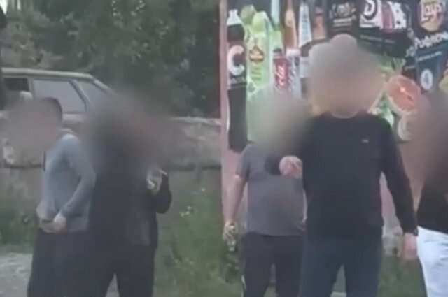    Пока компании махали кулаками, вдруг раздался выстрел. Фото: СУ СКР по Иркутской области