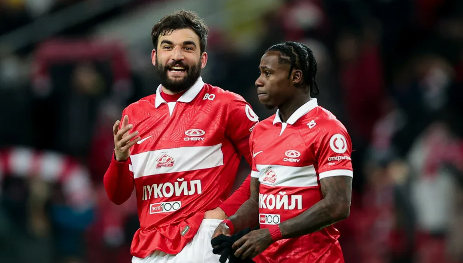 Когда-то Георгий Джикия и Квинси Промес вместе играли за "Спартак", теперь один может оказаться в Турции, а второй - за решеткой в Нидерландах. Фото: соцсети