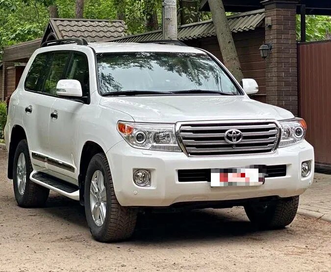 Ленд Крузер 200