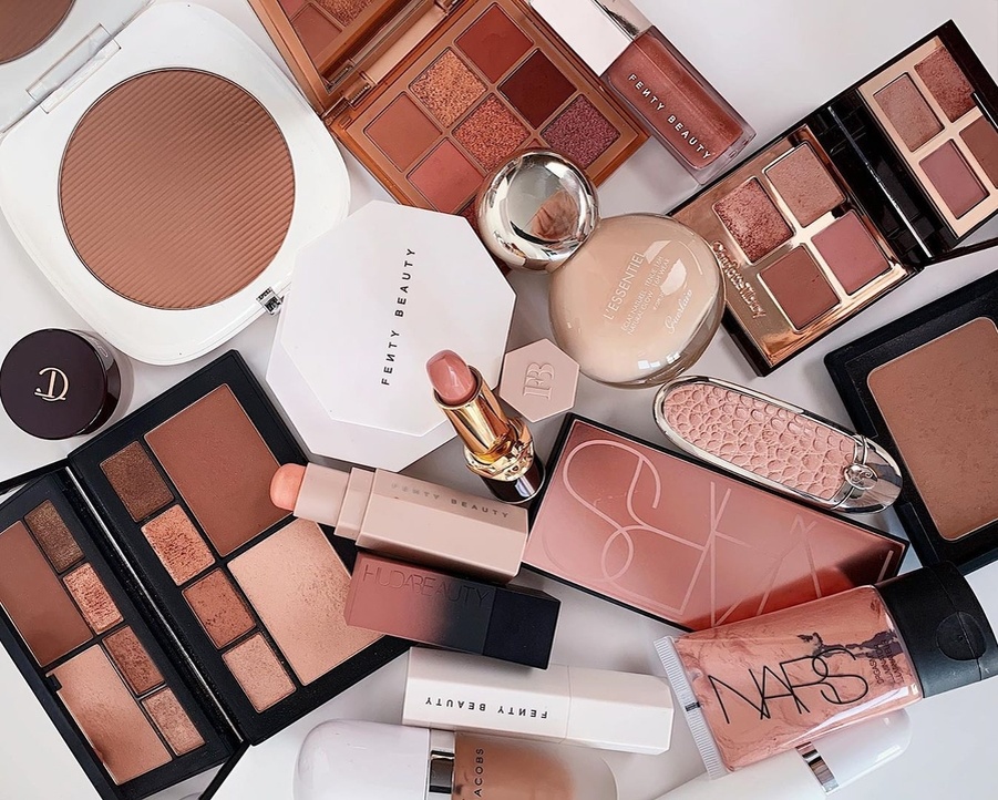 Купить косметику: как не потратить лишнего и найти свои алмазы среди тональников