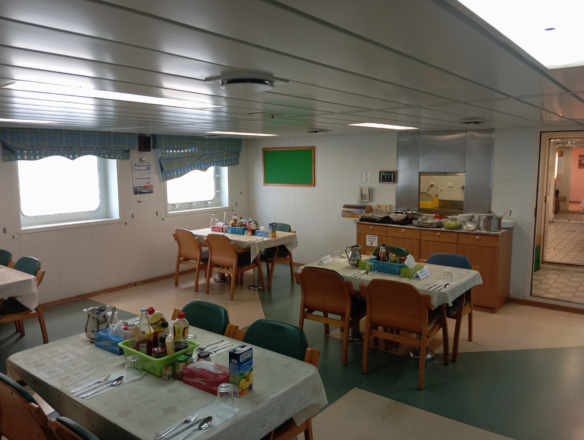 Столовая (Mess room) на моём прошлом судне