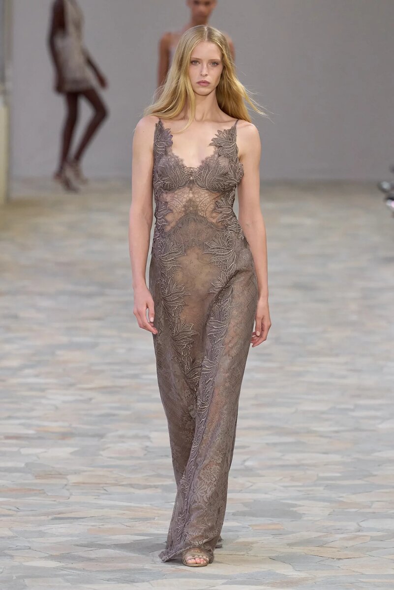 Alberta Feretti ss25