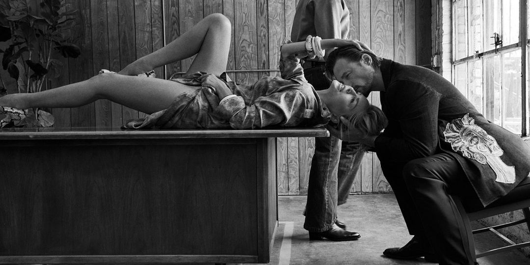 Горячая обложка лета: Шэрон Стоун для Vogue